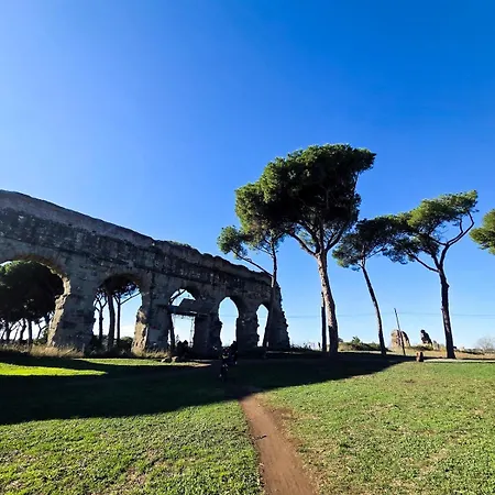 Radiant By The Aqueducts, Appartement *